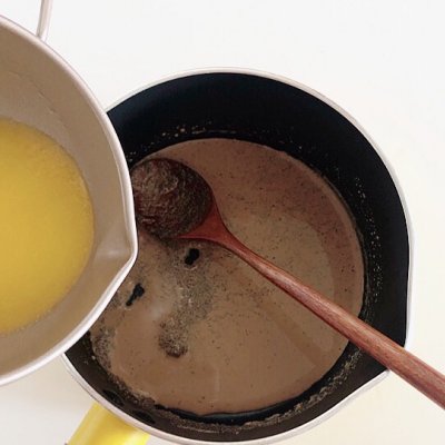 焦糖伯爵紅茶奶油蛋糕，清新茶香甜而不膩，手殘黨也能做